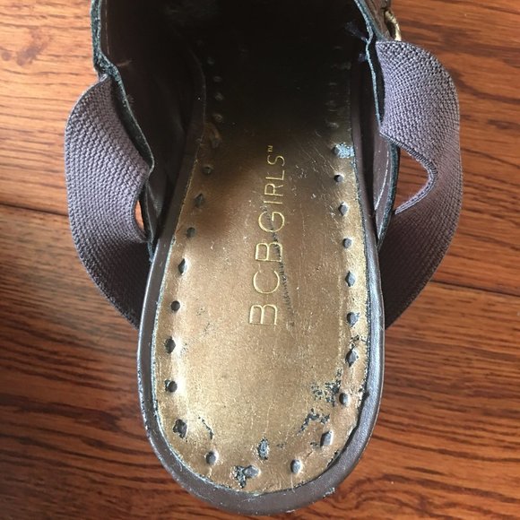 BCBGIRLS - Picture 7 of 8